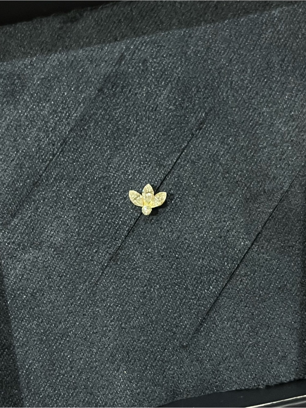 Maria Tash — 18k YG 3mm Invisible Set Diamond Lotus Threaded Stud (6.5mm post)